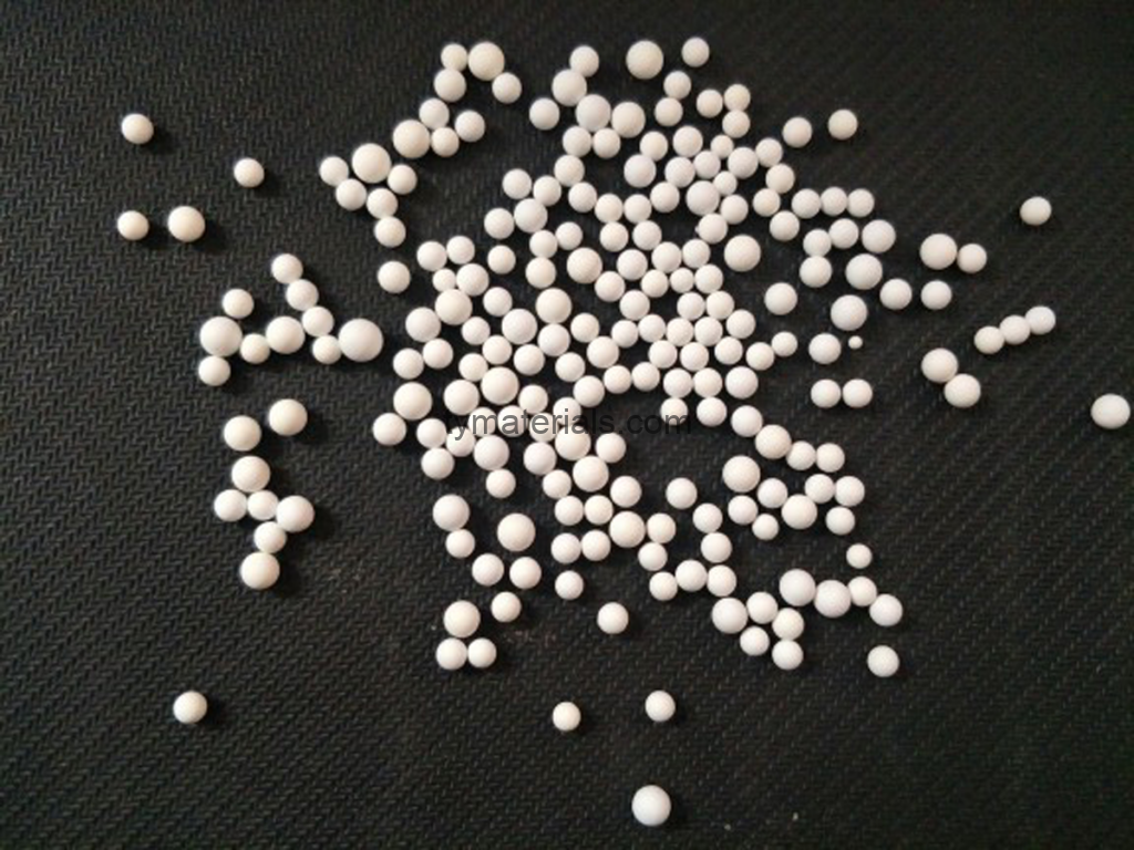 High-performance alumina balls used in industrial applications such as grinding, chemical reactions, and high-temperature environments.